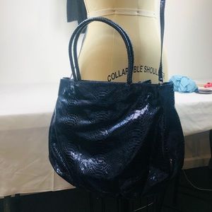 Light Hobo bag blue  faux  snakes metallic !!!